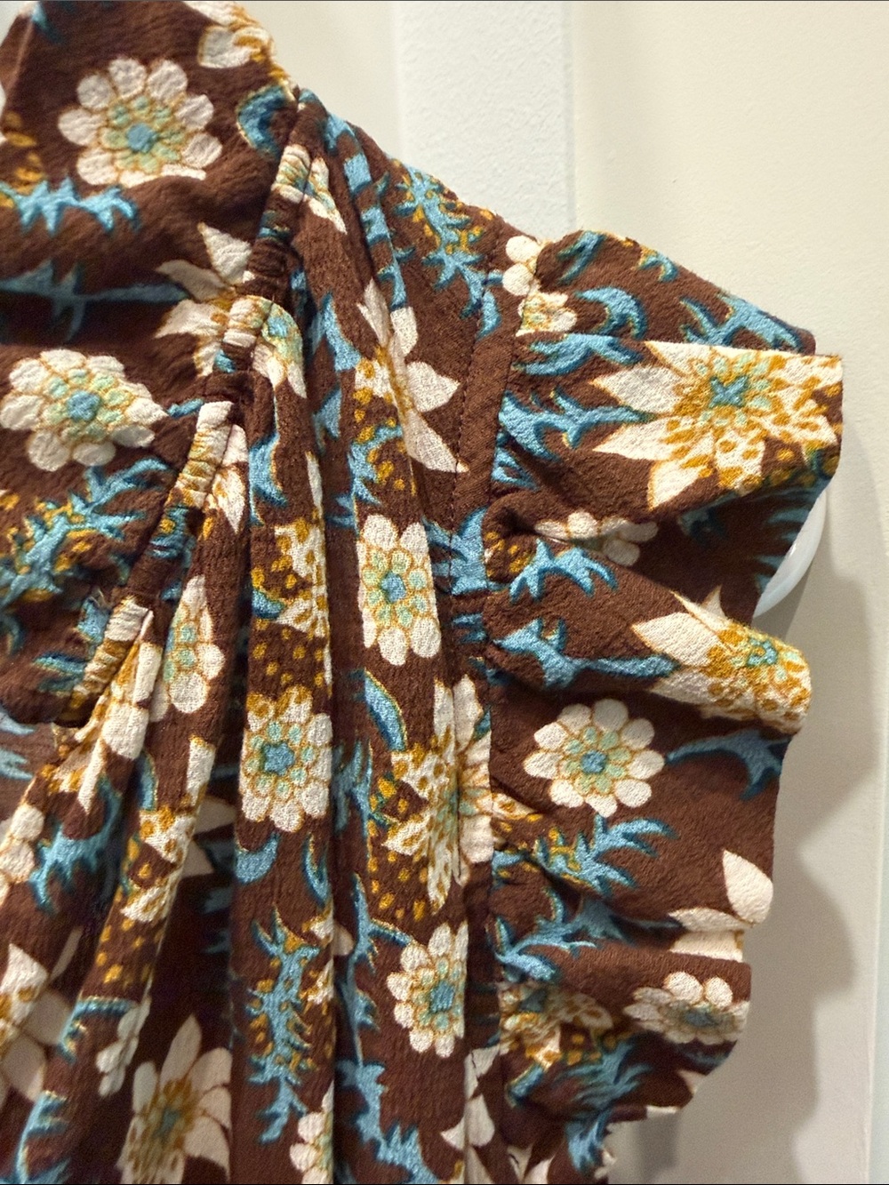 XiRENA Brown Floral V-Neck Ruffle Sleeve Blouse with Blue and Cream Flowers - Picture 4 of 6